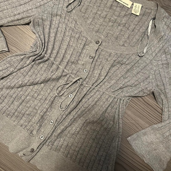 🌥️DKNY jeans babydoll sweater/top - Picture 2 of 4